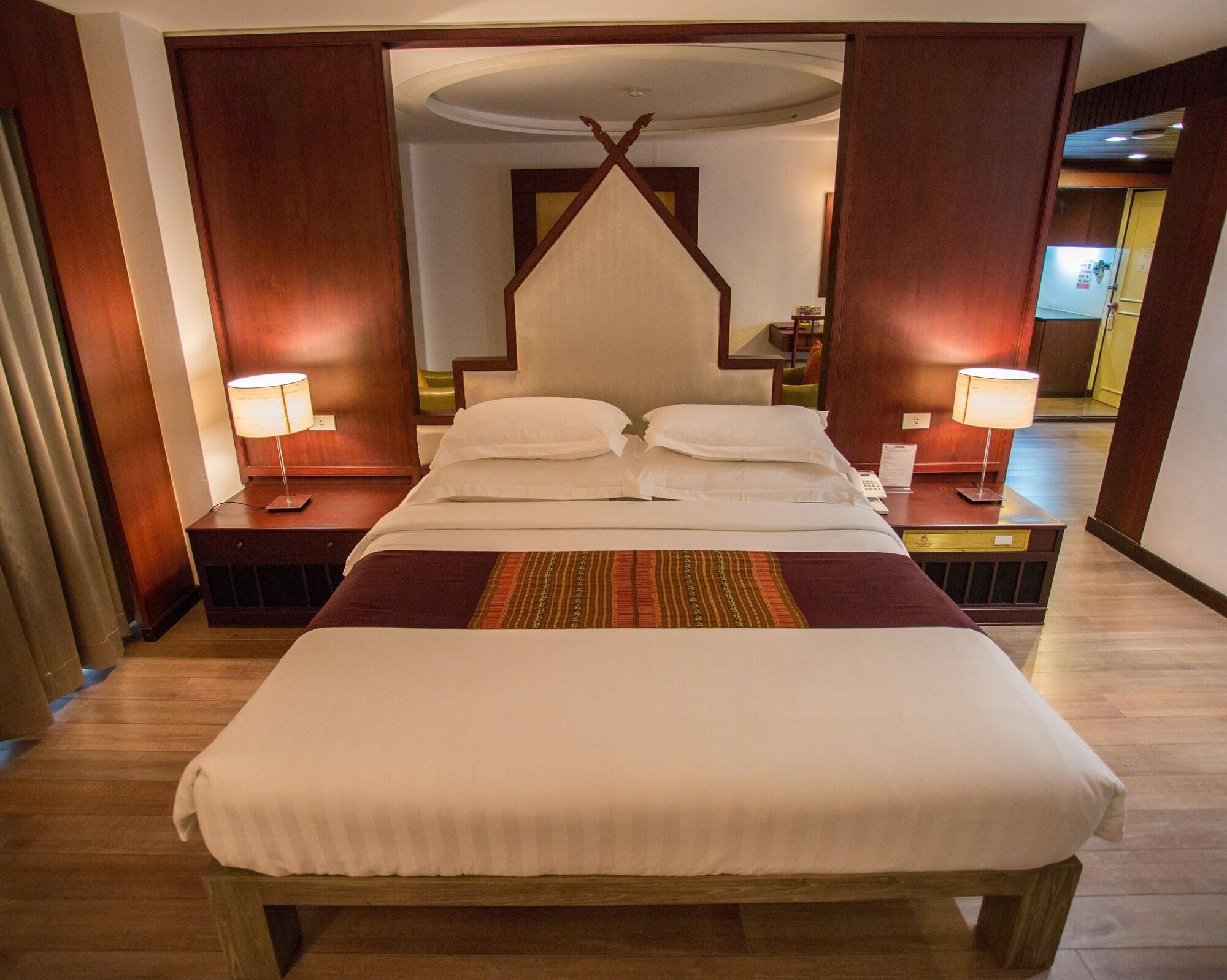 Seeharaj Hotel Uttaradit Luaran gambar